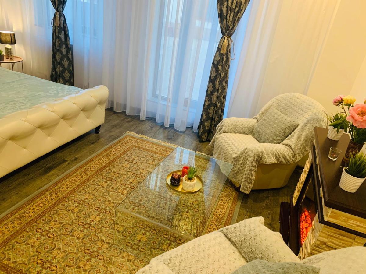 Seasons Apartments Braşov Esterno foto